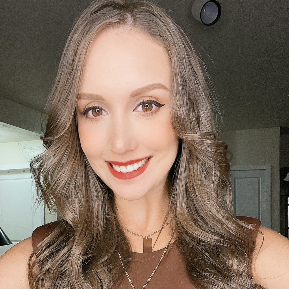 Meet your Posher, Loredana